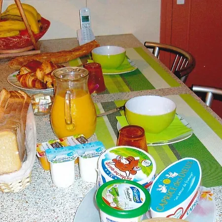 D'hotes A Bed & Breakfast