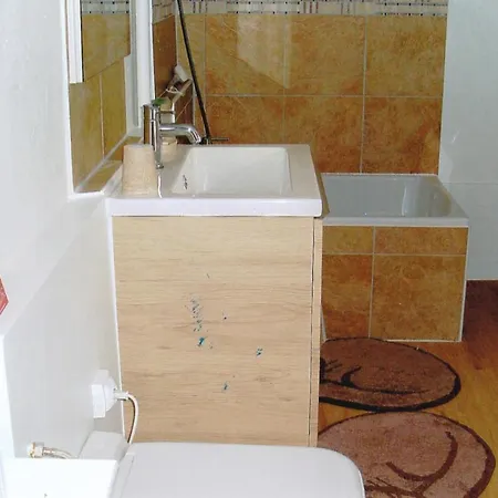 D'hotes A Bed & Breakfast